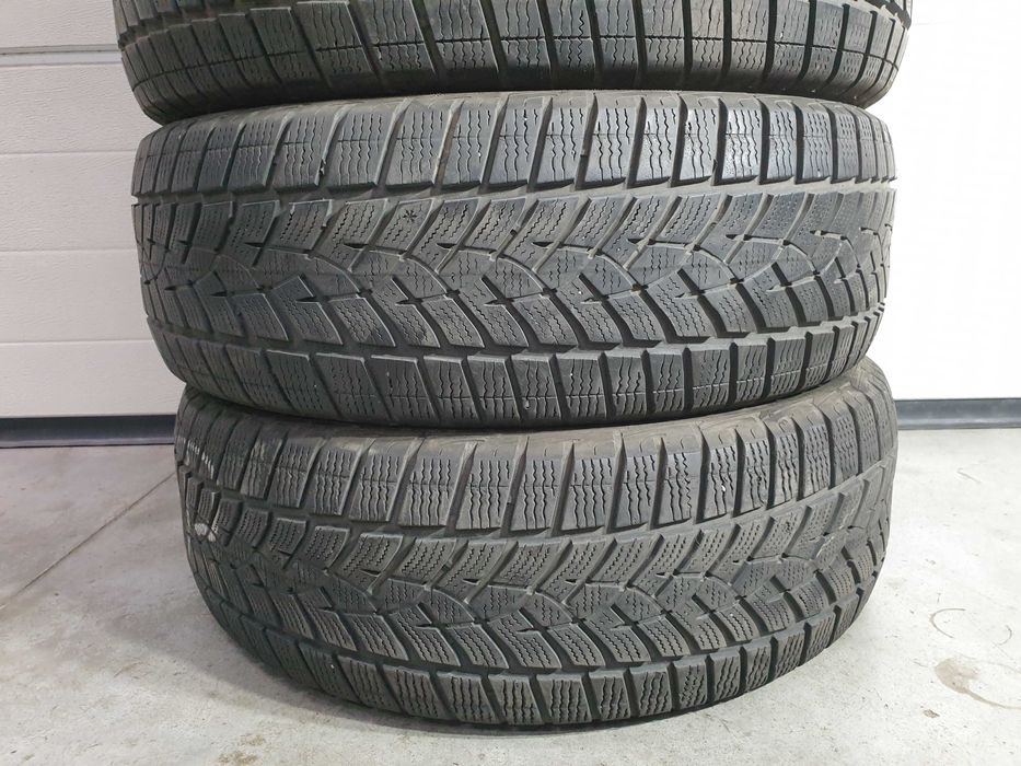4szt. 215/60/17 96H Goodyear UG Performance SUV G1 5mm 2019r [ 9926 ]
