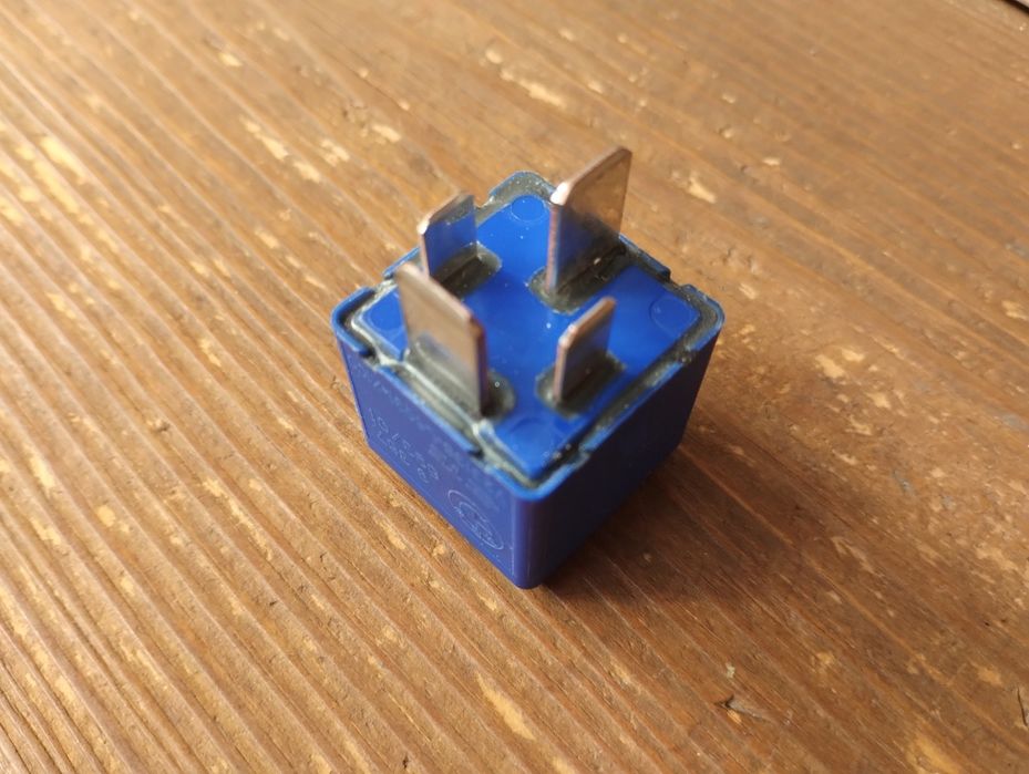 Реле для BMW V23136-L6031-X100 оригинал