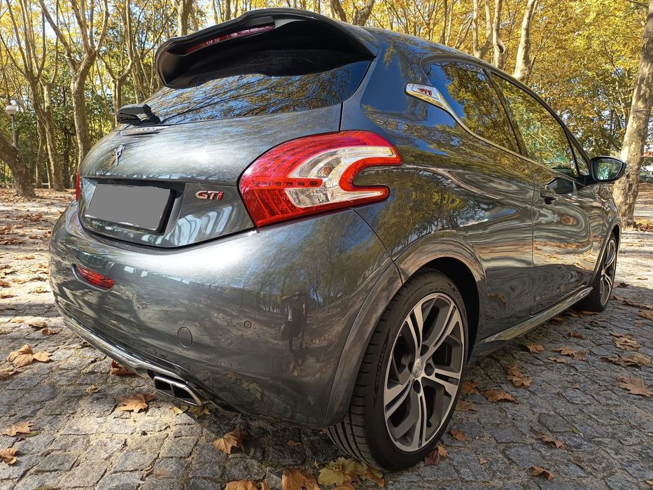 Peugeot 208 GTI 200 THP