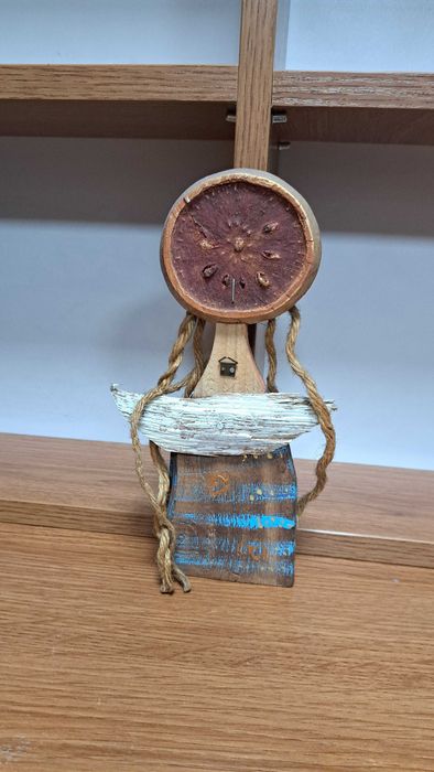 Ręcznie robiony aniołek z drewna i sznurka – dekoracja (179)