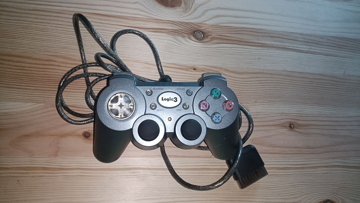 Pad, kontroler Logic 3