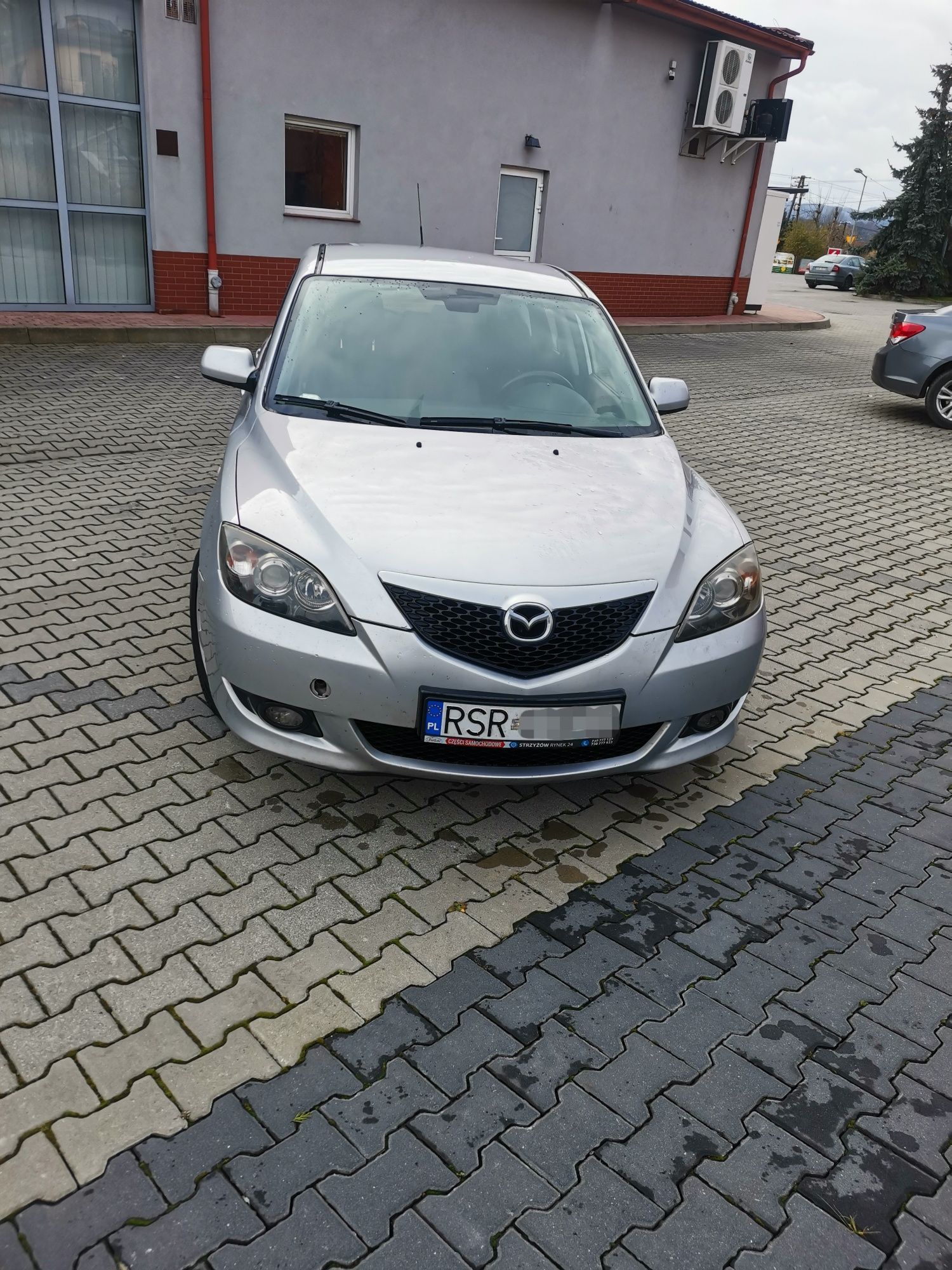 MAZDA 3 1.6 109KM