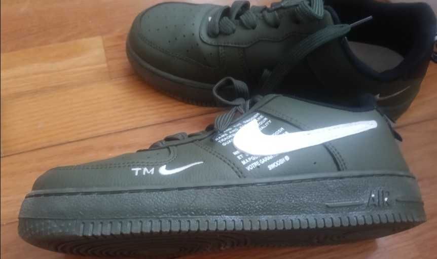 Nike Air Force 1 Low Verde Tropa TM