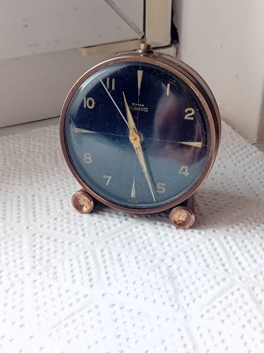 Stary szwajcarski budzik cyma amic