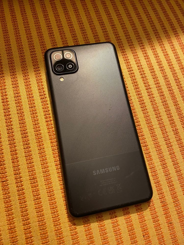 Samsung Galaxy A12