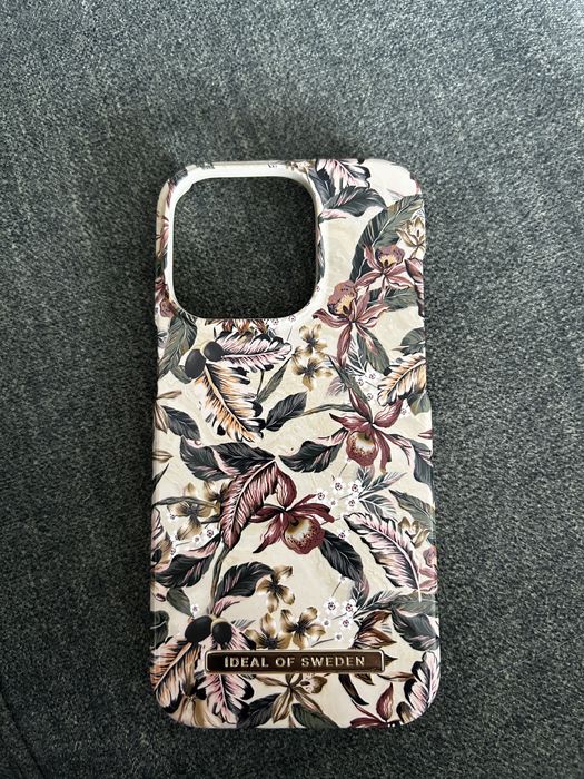 Iphone 14 plus case. Ideal of Sweden