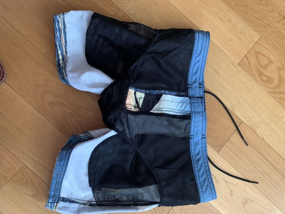 Spodenki kąpielowe firmy H&M