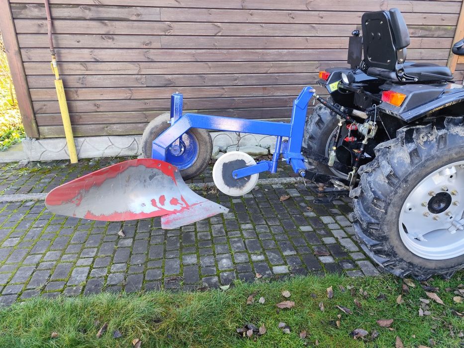 Плуг беллота однокорпусний