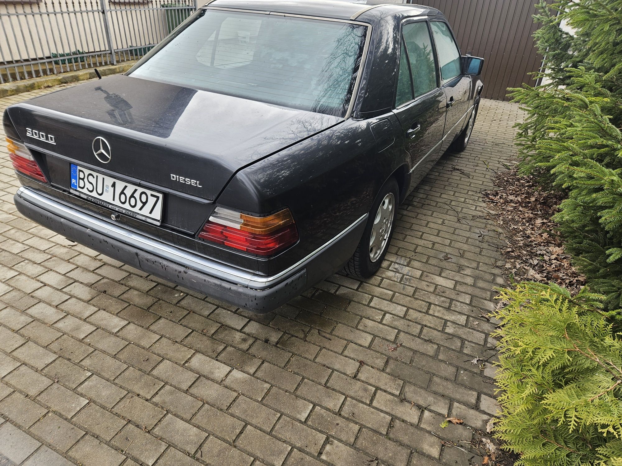 Mercedes-benz w124