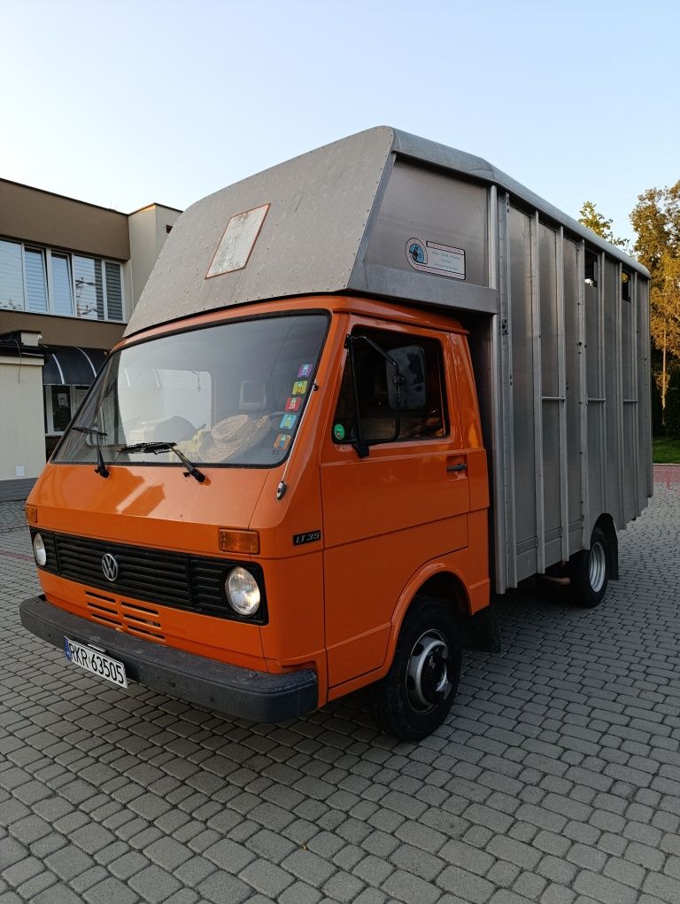 Kultowy Volswagen LT 83 rok produkcji od roku w kraju  orginalny  stan