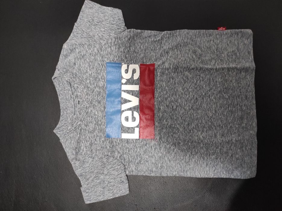 Tshirt Hugo boss e Levis 18m-2 anos/Tshirt Gant 9-12m