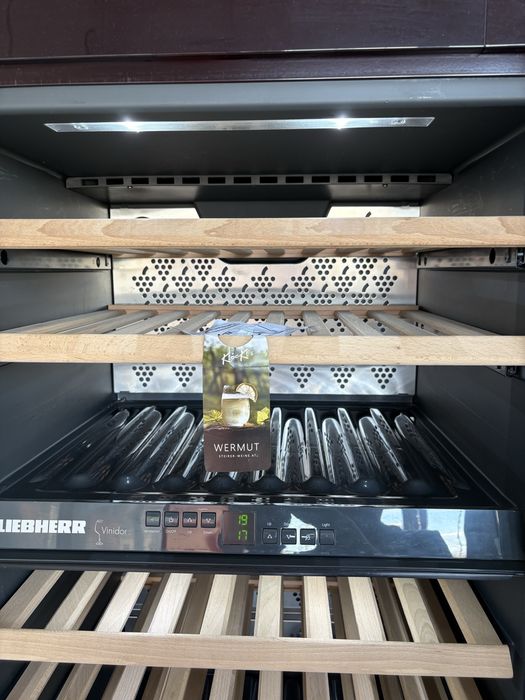 Винний холодильник Liebherr WT 4677 Index 21 / 001