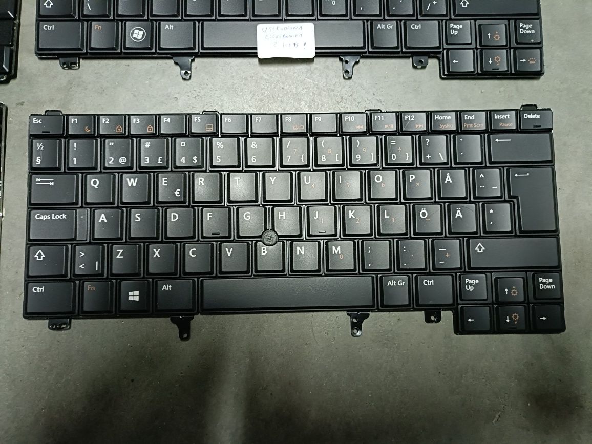 10 sztuk uszkodzonych klawiatur do notebooka Dell, cena za  całość