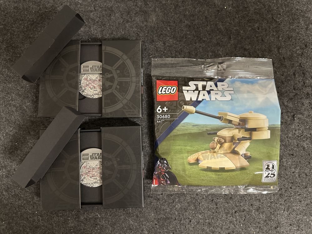 LEGO Star Wars - Moneta (2szt.) + LEGO Star Wars 30680 - AAT
