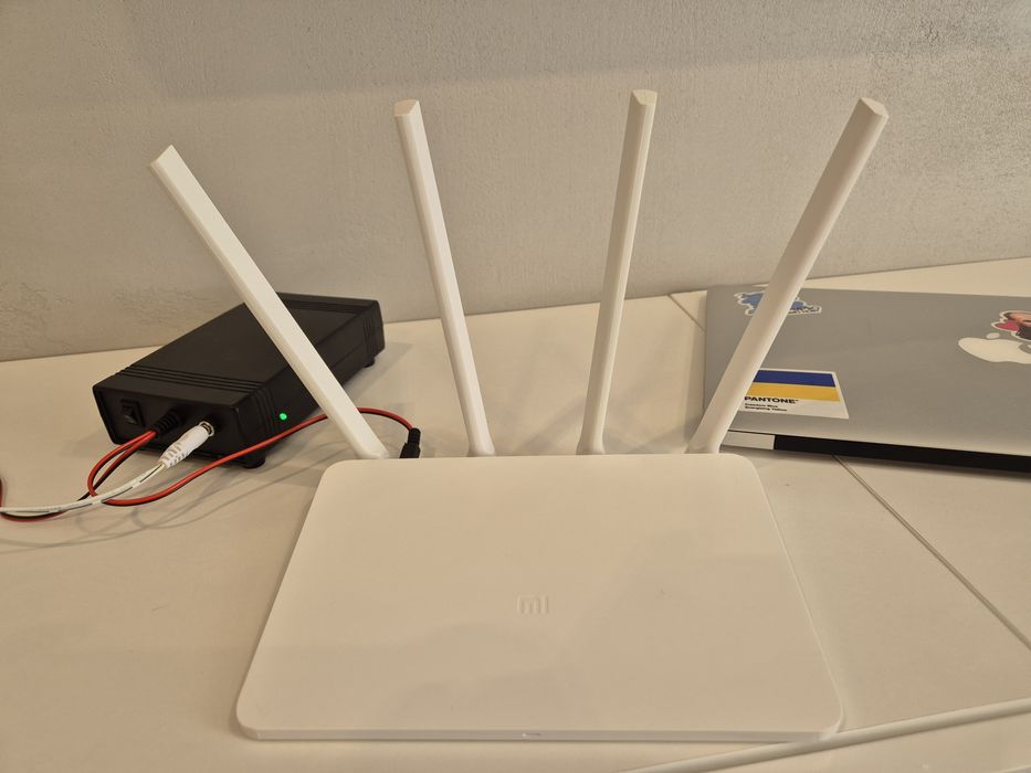 Безперебійник для роутера та ONU, 12V 1A, 10800 mAh