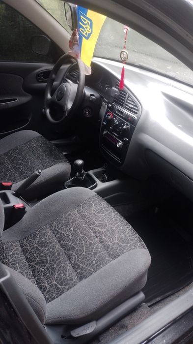 Продам  ланос  1,4.