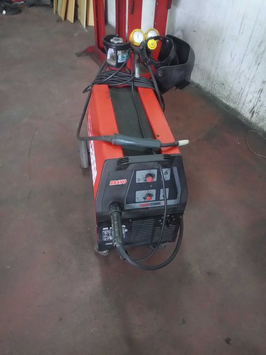 Aparelho de soldar Cebora