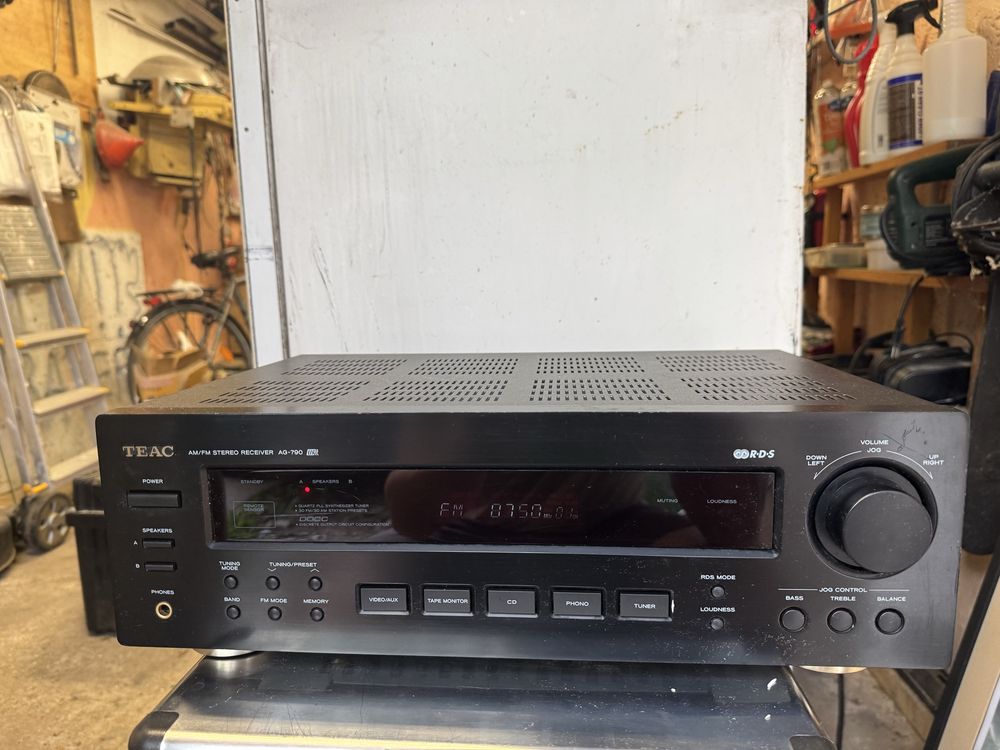 Amplituner Teac AG-790