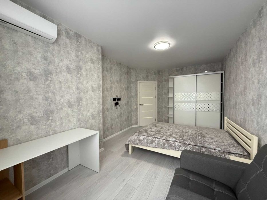 Стильна 1-кімнатна квартира у ЖК “Софія Сіті”, вул. Молодіжна, 5