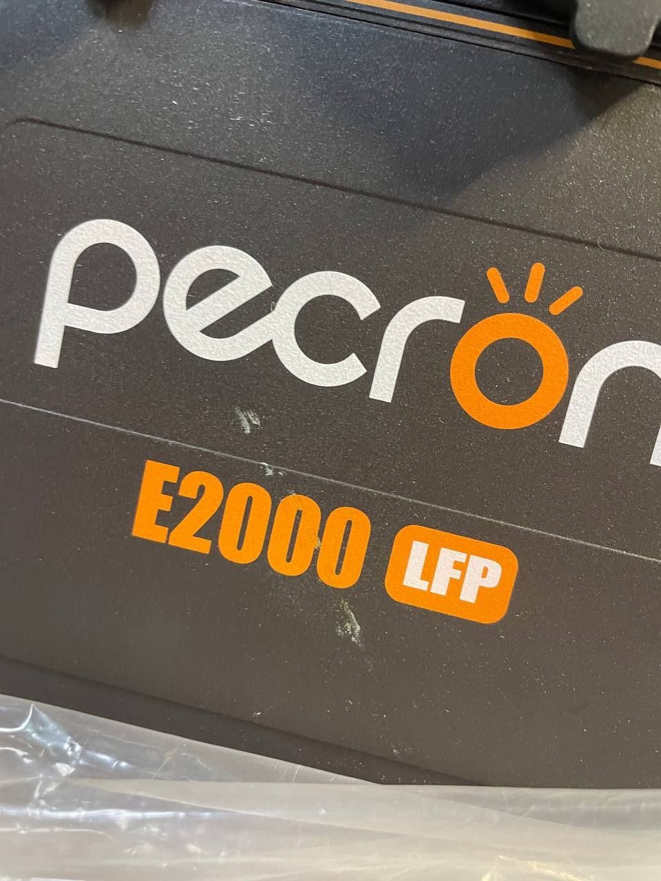Зарядна станція Pecron E2000LFP - 1920Wh/AC 2000W/100W