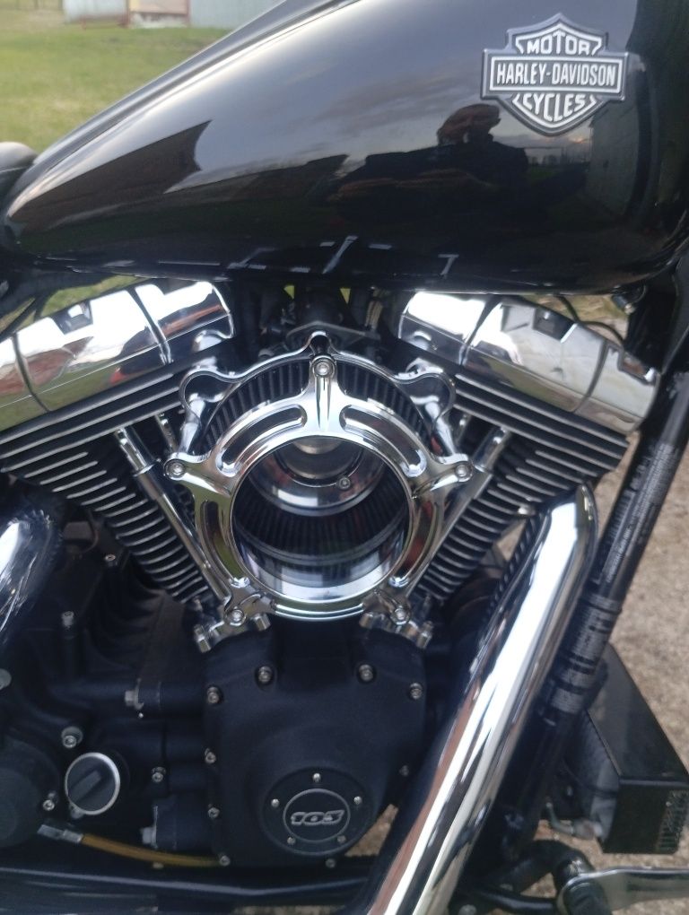 Harley Davidson Dyna Wide Glide 103cub  FXDWG