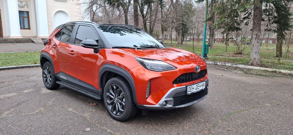 Продам Toyota Yaris Cross hybrid 2023