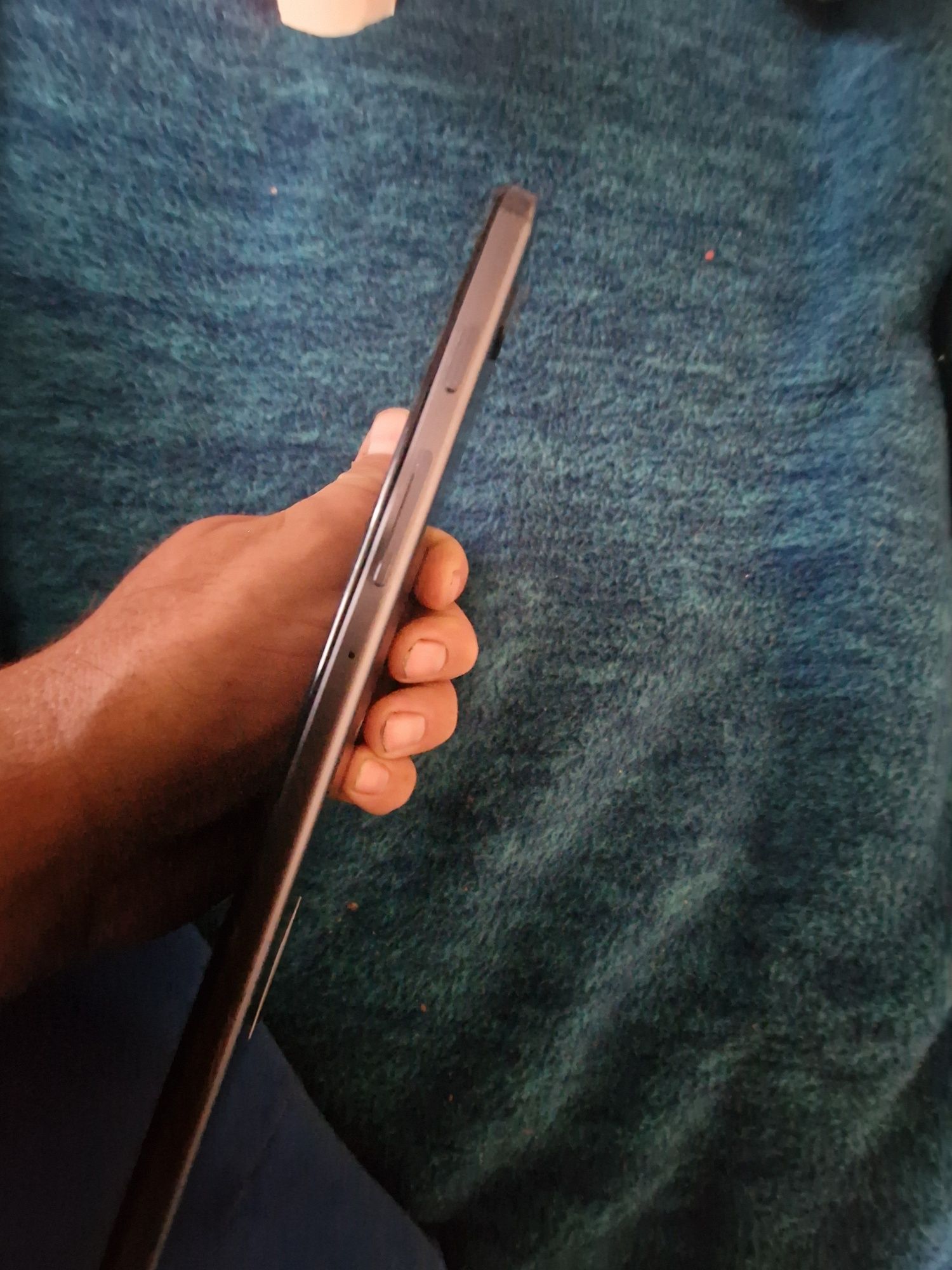 Tablet samsung SM-T220 uszk dziala