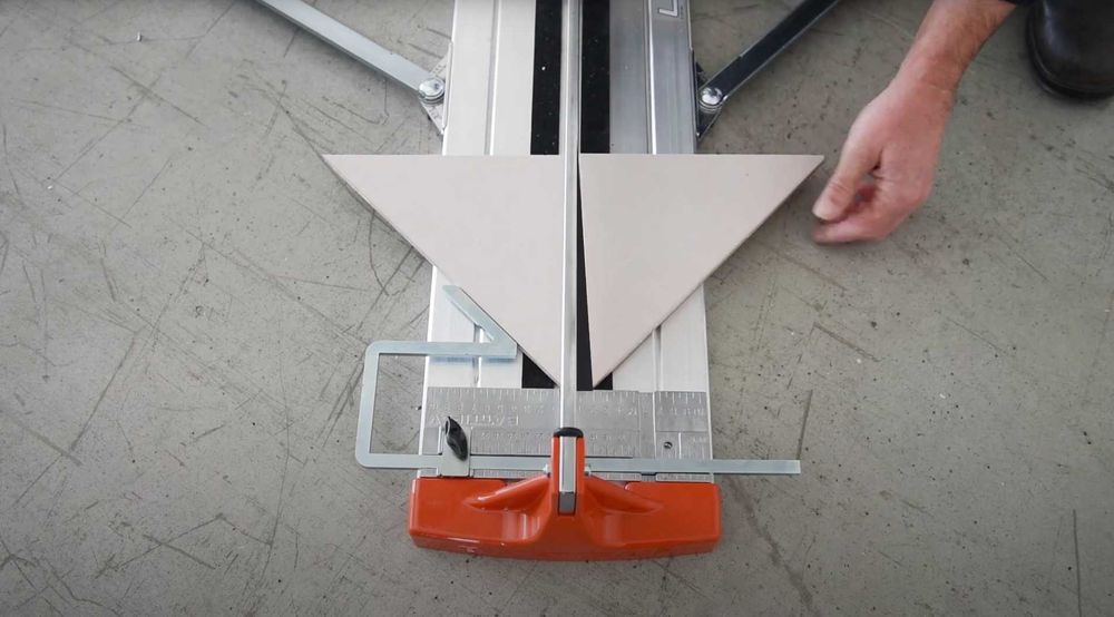 Maszynka przecinarka do płytek glazury terakoty BATTIPAV LEGGERA 137