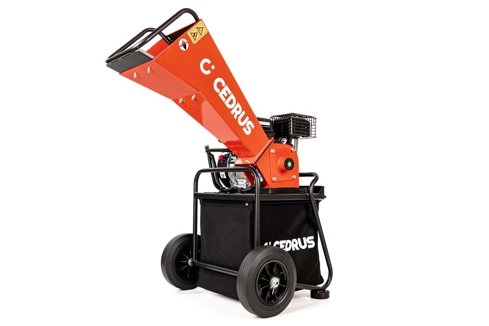 Rębak rozdrabniacz spalinowy Cedrus CEDRB01C