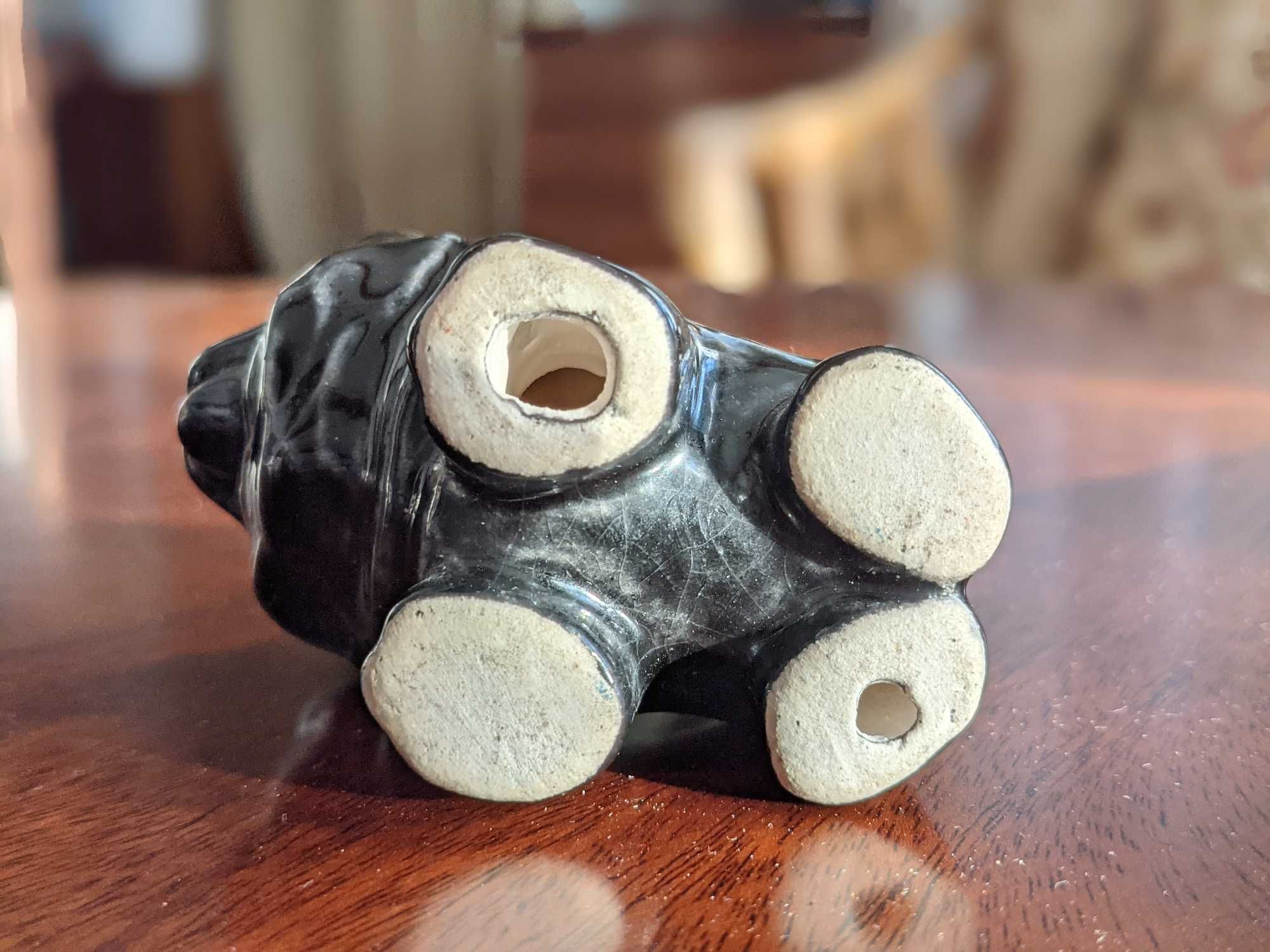 Figurka ceramiczna psa Chow-Chow
