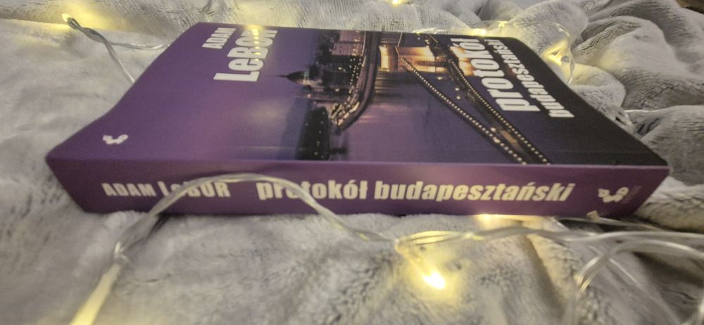Adam LeBor "Protokół budapesztański"
