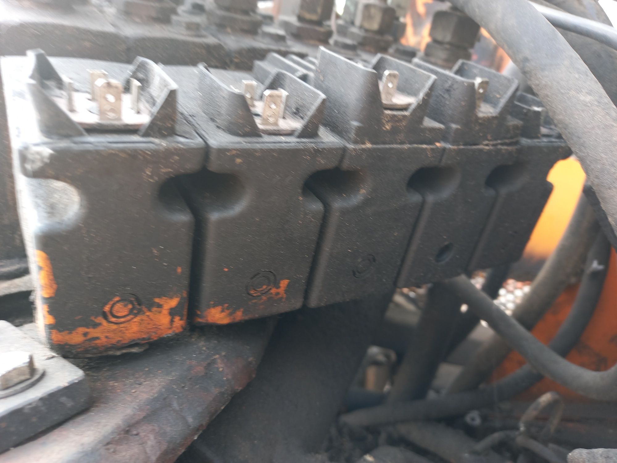 Rozdzielacz hydrauliczny cewka  Elektrozawór Sauer Danfoss