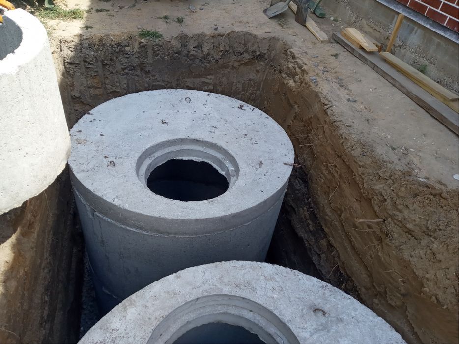 Продаж будинку з ділянкою 10 сот на Троещині, вул. Нікіфора Дровняка