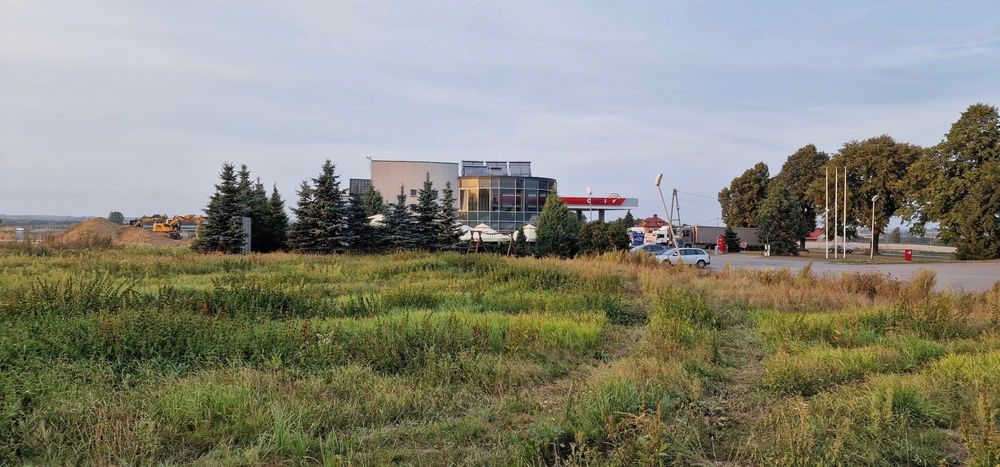 MOP w budowie przy S74 (stacja paliw, bar, noclegi)