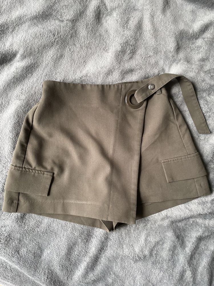 Spódnicospodnie od Bershka