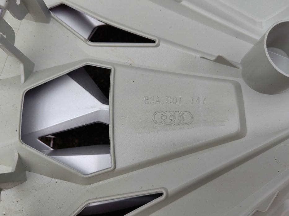 Kołpaki 17" Audi A3 A4 Q3 Q2 Q5 jak Nowe Komplet MG C