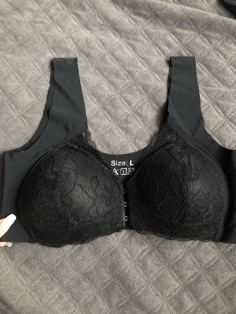 Fashion and comfort  80C,80D,85A,85B