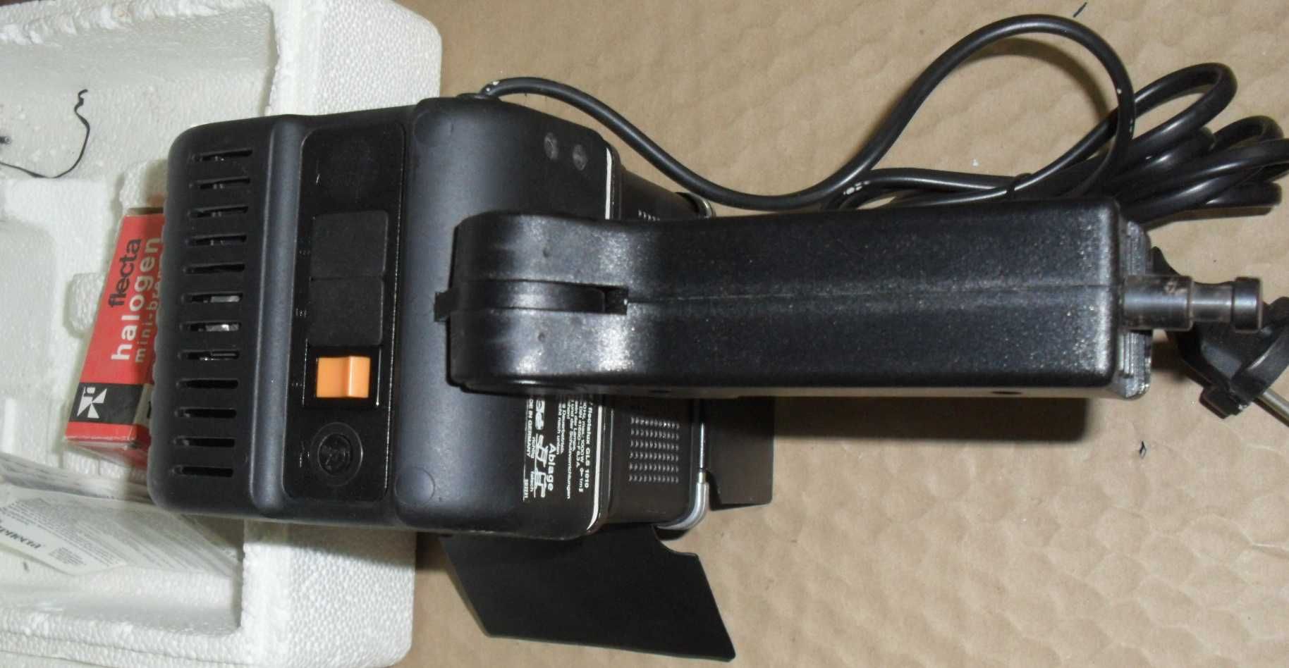 Projetor de iluminação até 1000w, com lâmpada supra, por 20€