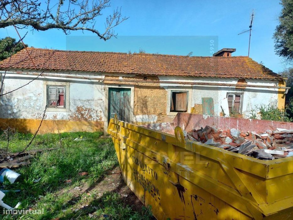 Moradia T3 - Para recuperar - Tomar