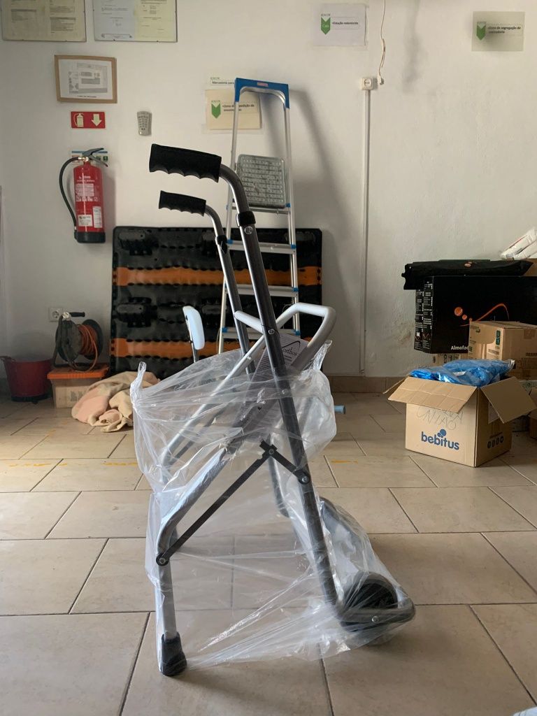 Andarilho móvel 2 rodas