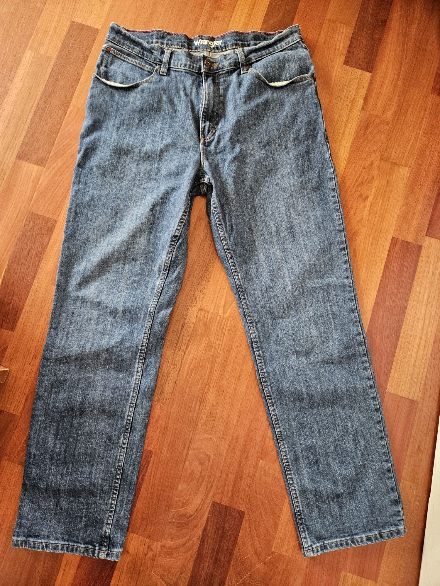 Męskie jeansy Wrangler Straight