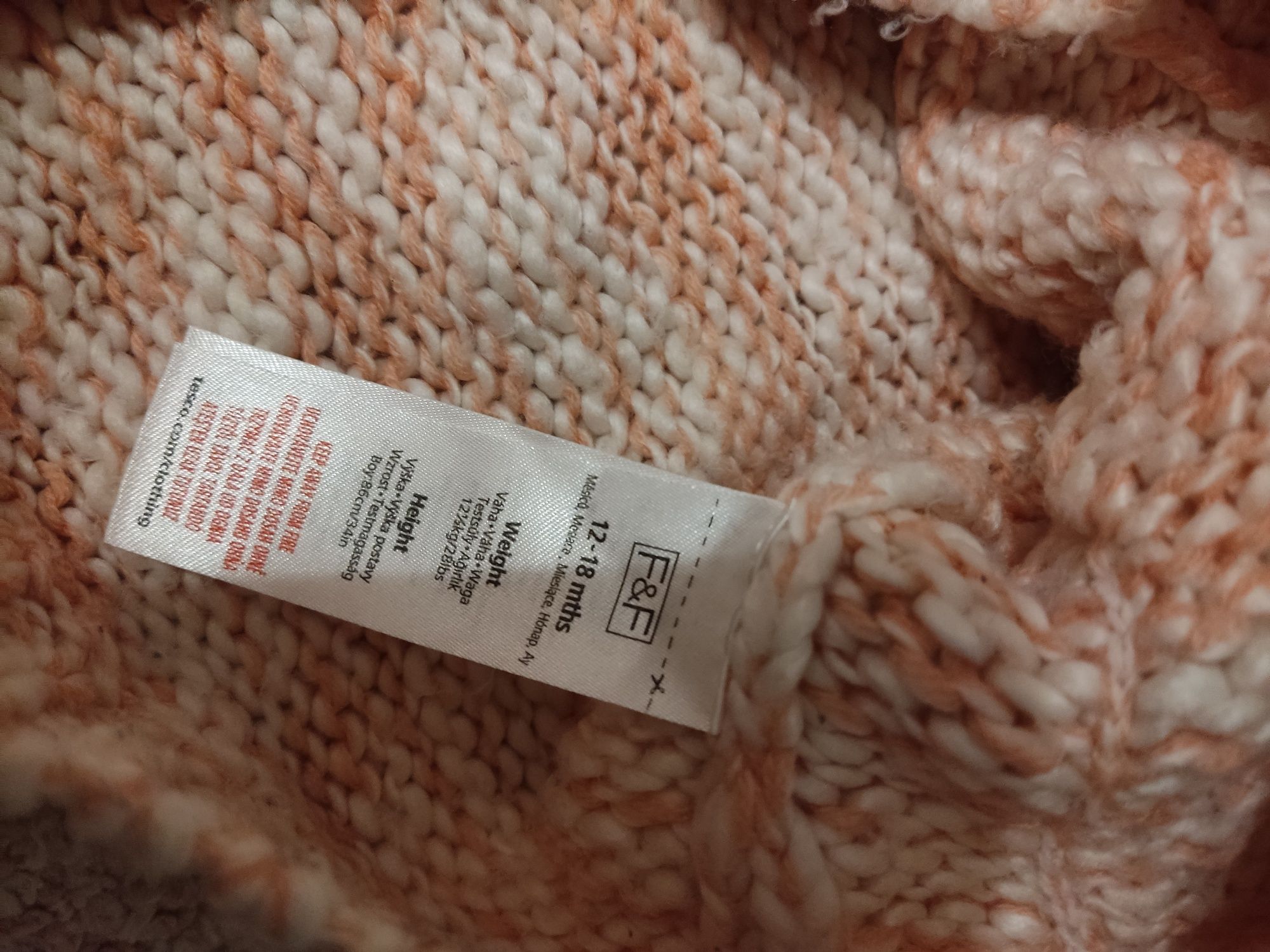 Ciepły sweter 86cm.