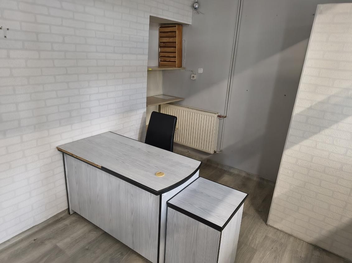 Lokal 18 m2 idealny pod kosmetykę, biuro, handel itp.