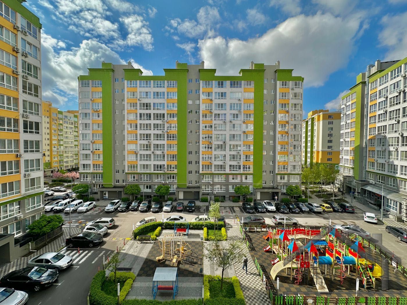 Продаж укомплектованої квартири 44м2+ комірка в ЖКЄвромісто/Крюківщина