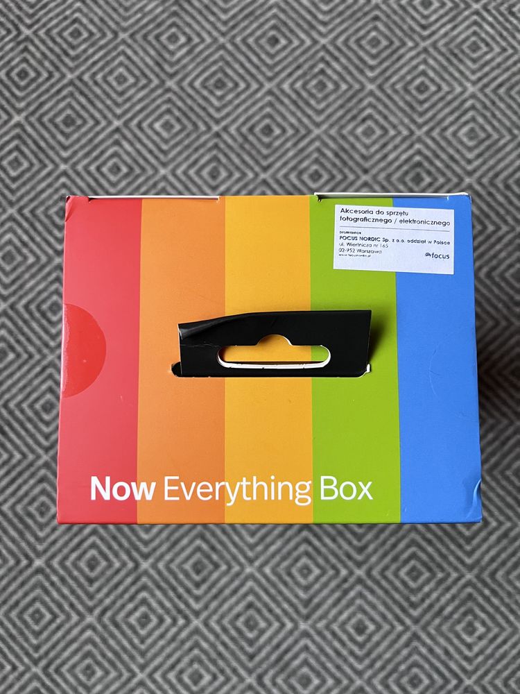 Polaroid Now Instant Camera Gen. 2 + 16 arkuszy zdjęć + torba Vanguard