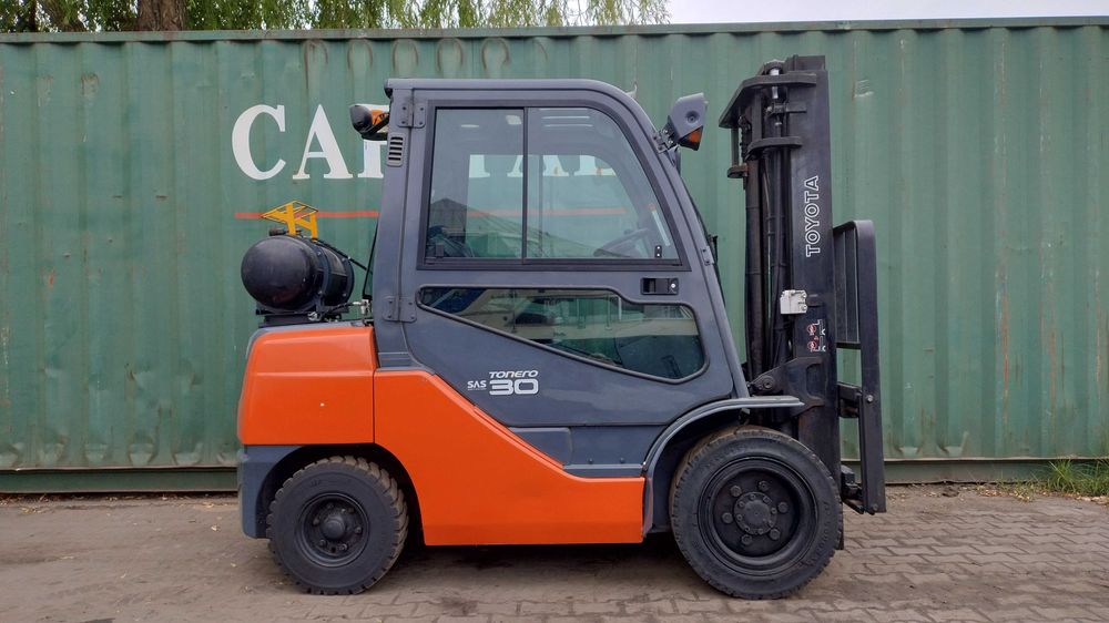 Wózek Widłowy Toyota 8 FGF 30