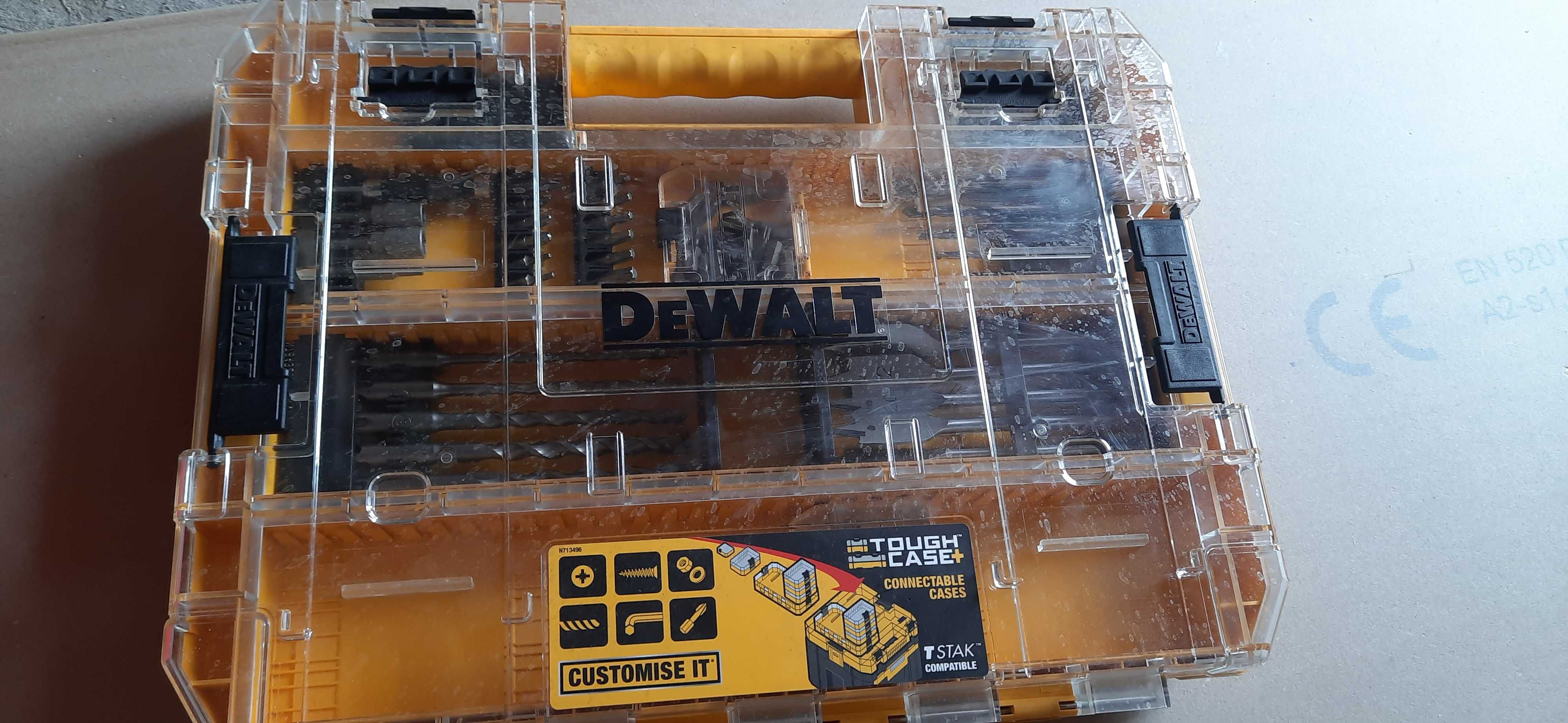 DEWALT  zestaw wierteł i bitów w systemie T STAK