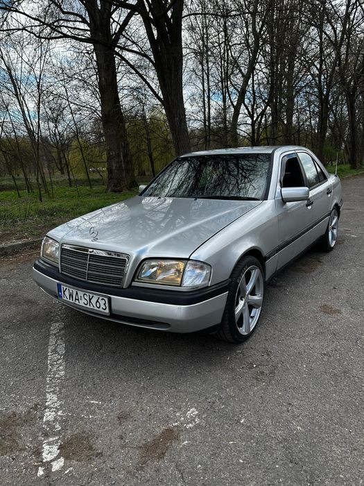 Mercedes C klasa 1.8 benzyna 1997 rok