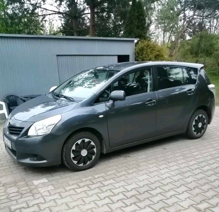 Toyota Verso 2009