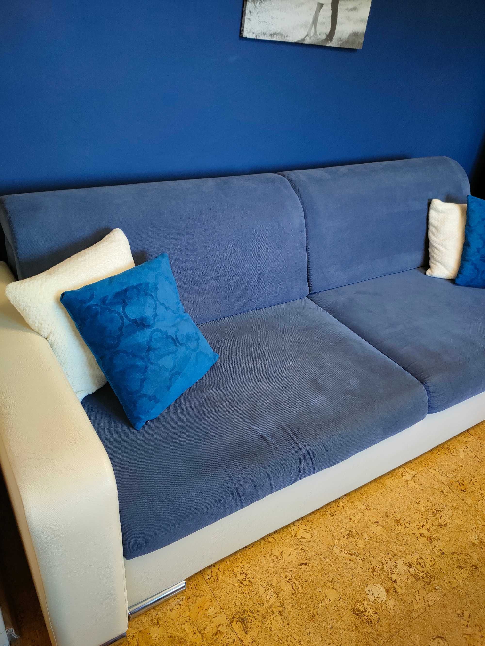 Komplet mebli - szafa x3, sofa z funkcją spania, biurko, komoda